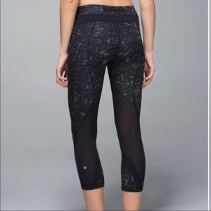 Lululemon Run inspire crop II